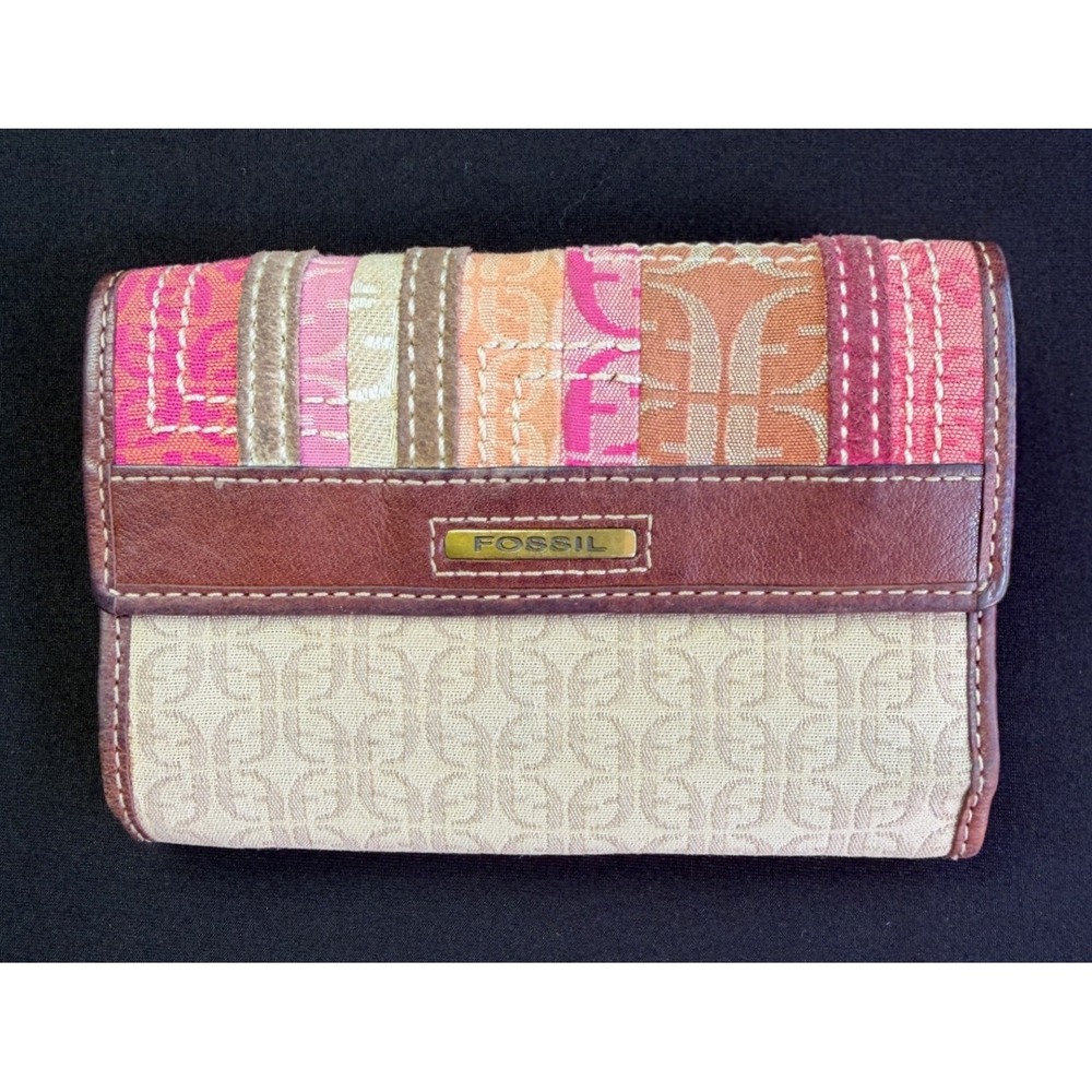 Fossil Trifold Wallet Monogram Canvas Leather Patchwork Pink Orange Y2K Boho 5.5